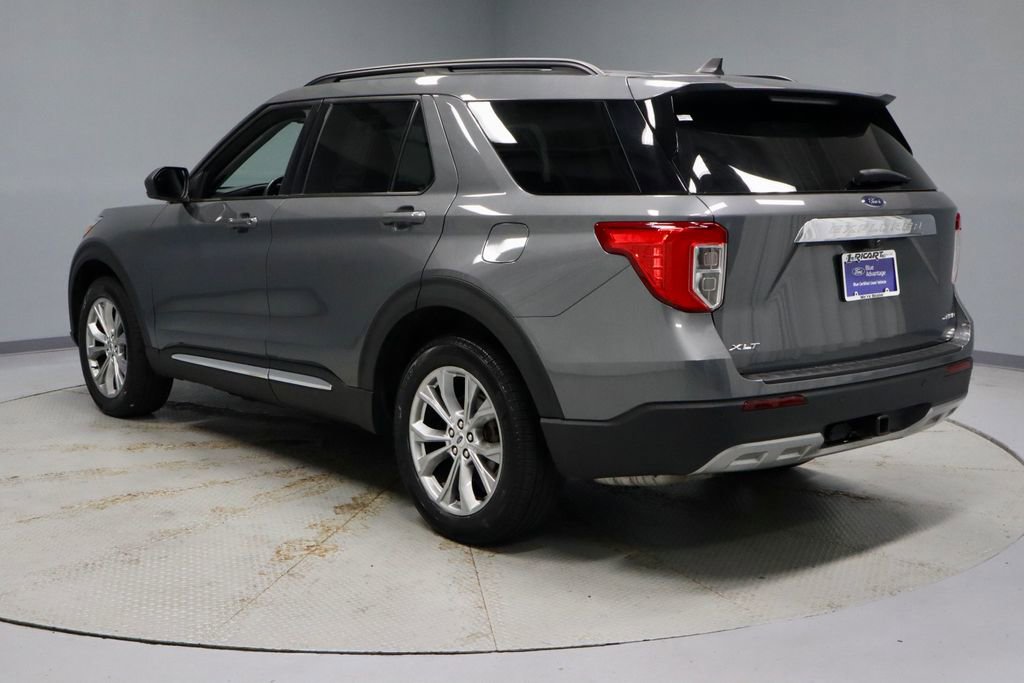 Certified 2023 Ford Explorer XLT w/ Equipment Group 202A AWD/4WD image 10