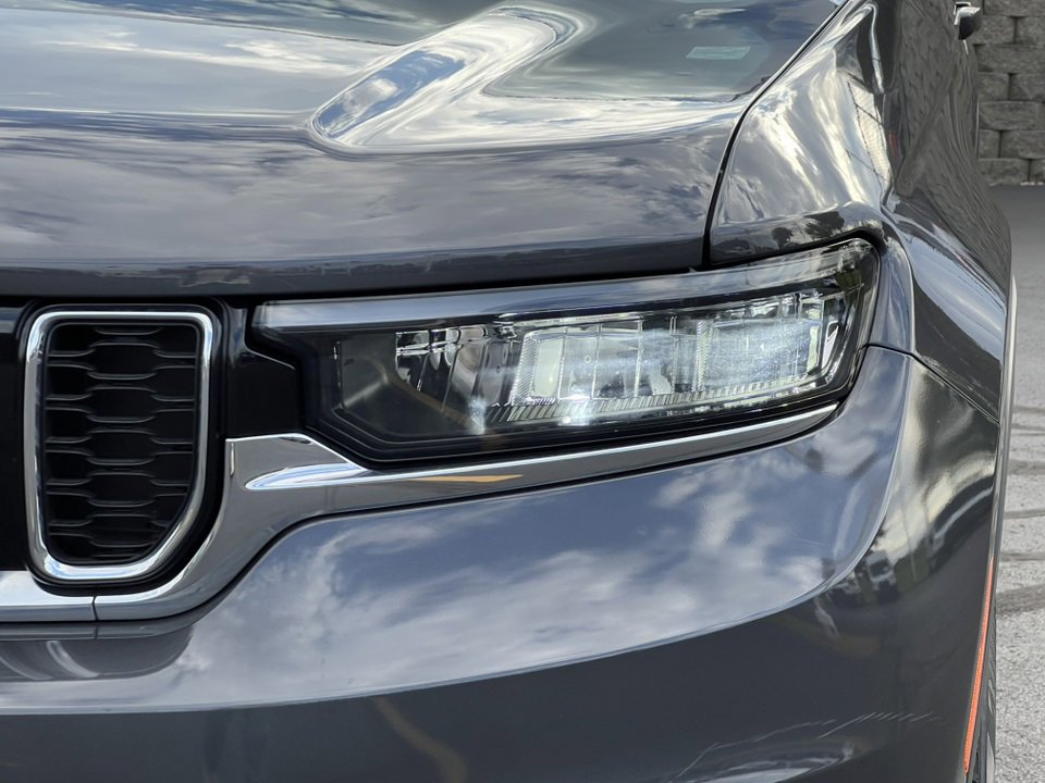 Used 2022 Jeep Grand Cherokee L Limited image 44