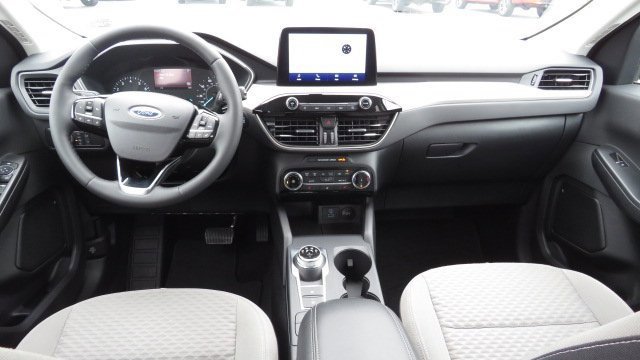 Certified 2022 Ford Escape SE w/ Cold Weather Package image 9