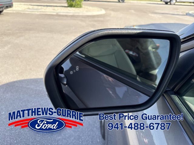 Certified 2022 Ford Explorer Limited w/ Equipment Group 301A RWD image 8