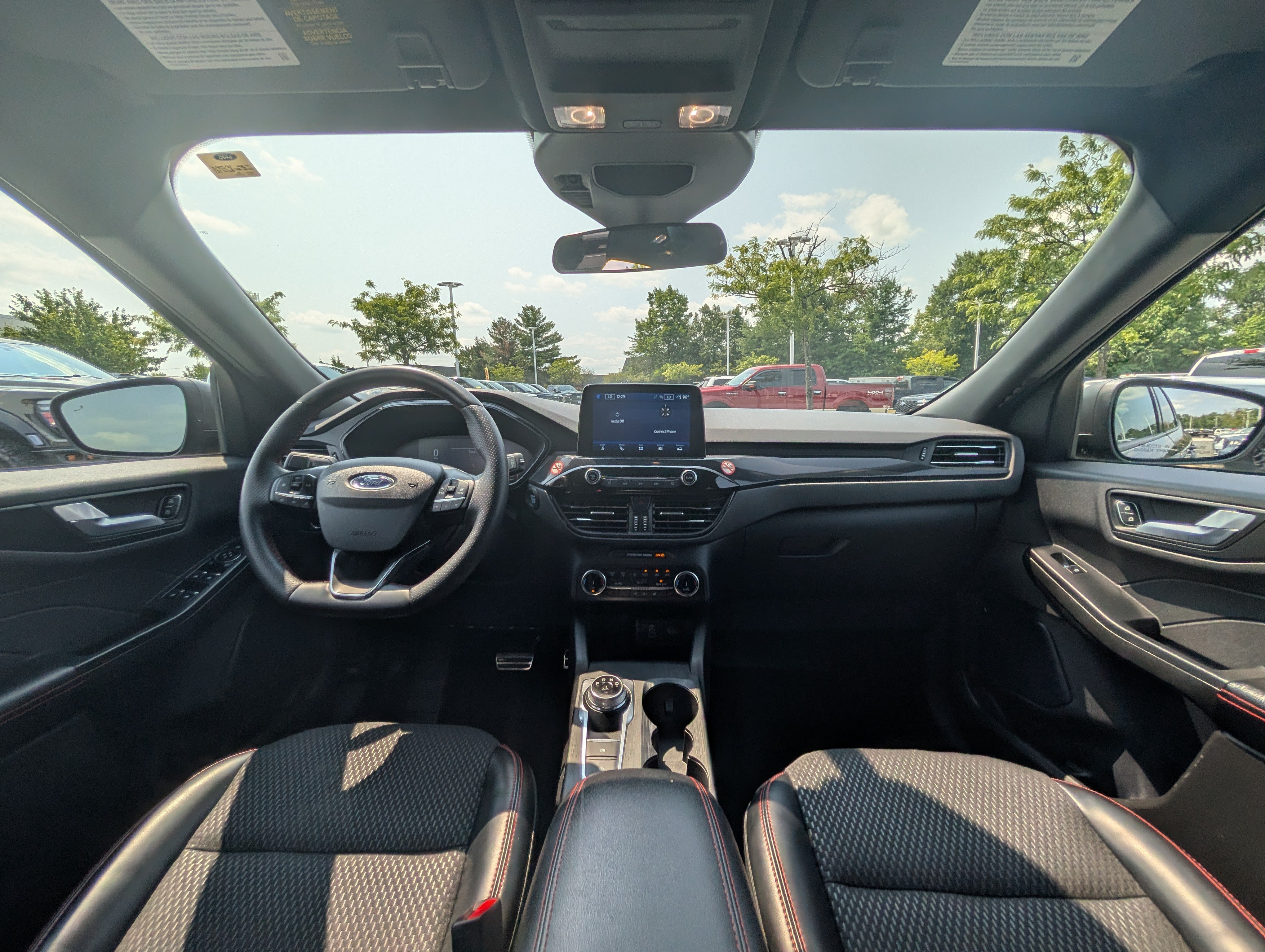 Certified 2024 Ford Escape ST-Line AWD/4WD image 17