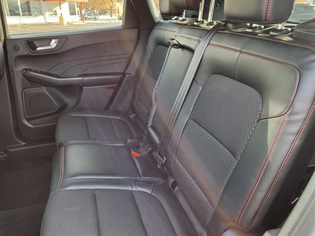 Certified 2023 Ford Escape ST-Line Select w/ Tech Pack #2 image 10