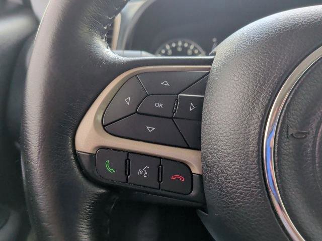 Used 2017 Jeep Renegade Latitude image 18