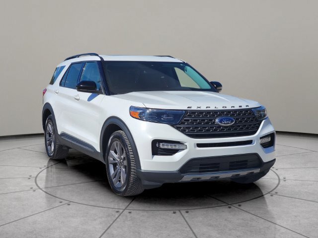 Certified 2022 Ford Explorer XLT w/ Equipment Group 202A AWD/4WD image 14