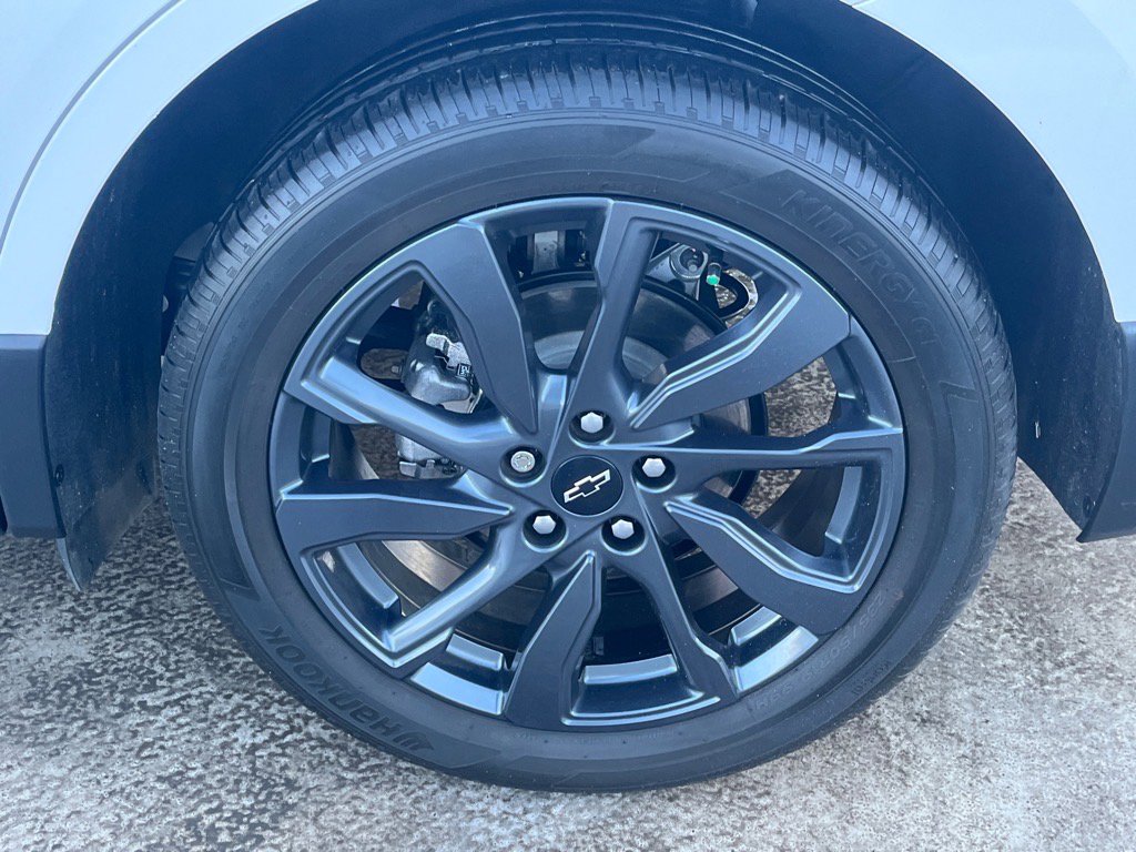 Used 2023 Chevrolet Equinox RS image 19