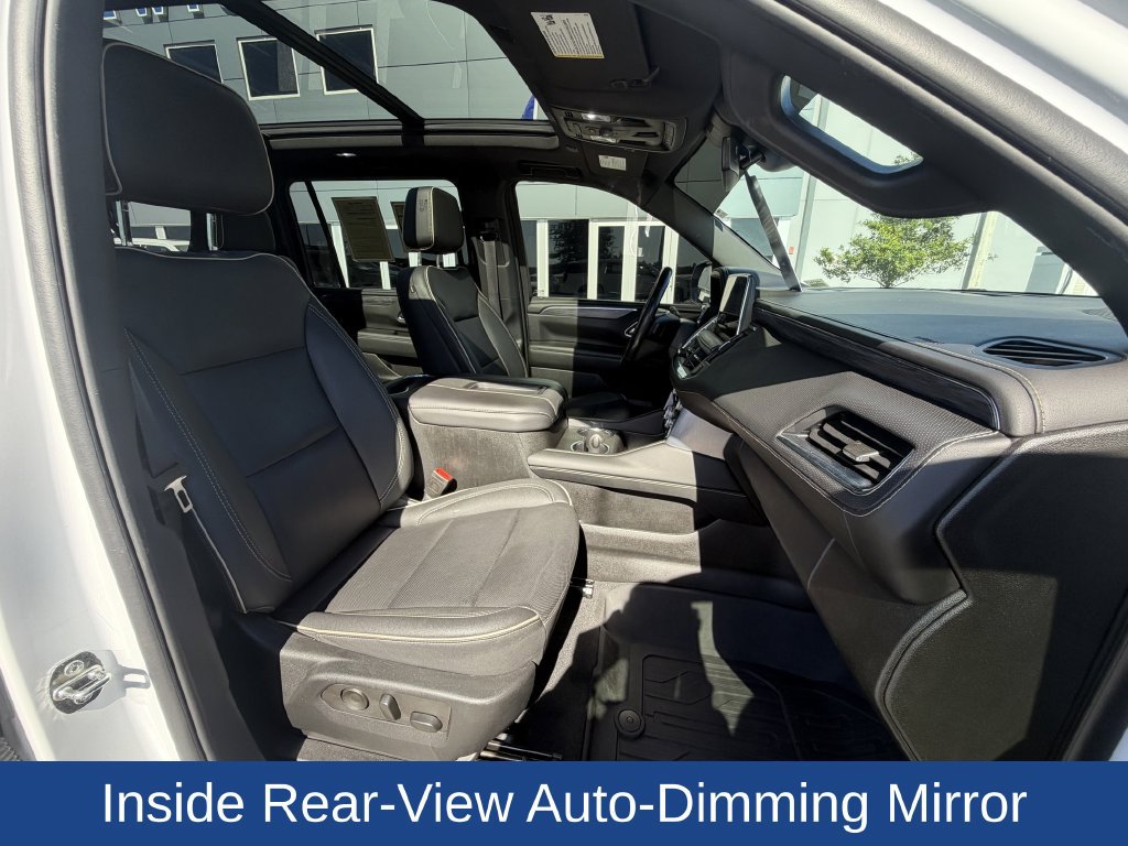 Used 2023 GMC Yukon XL SLT AWD/4WD image 24