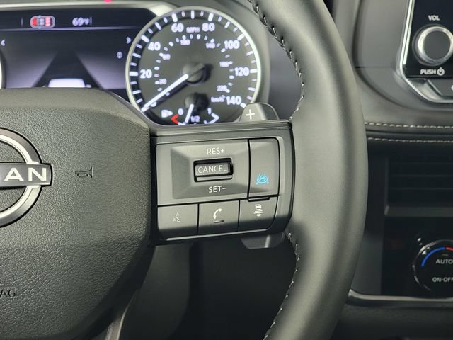 Used 2026 Nissan Rogue SV FWD image 28