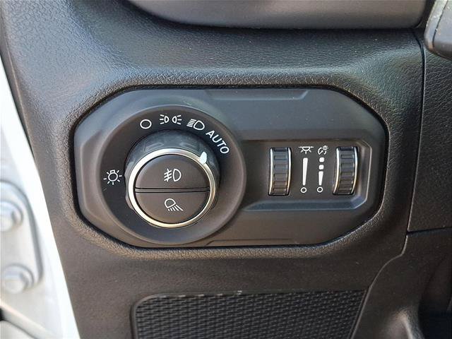 Used 2020 Jeep Gladiator Sport AWD/4WD image 26