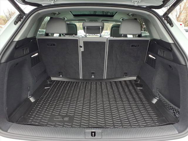 Used 2022 Audi Q5 2.0T Premium Plus w/ Premium Plus Package AWD/4WD image 30