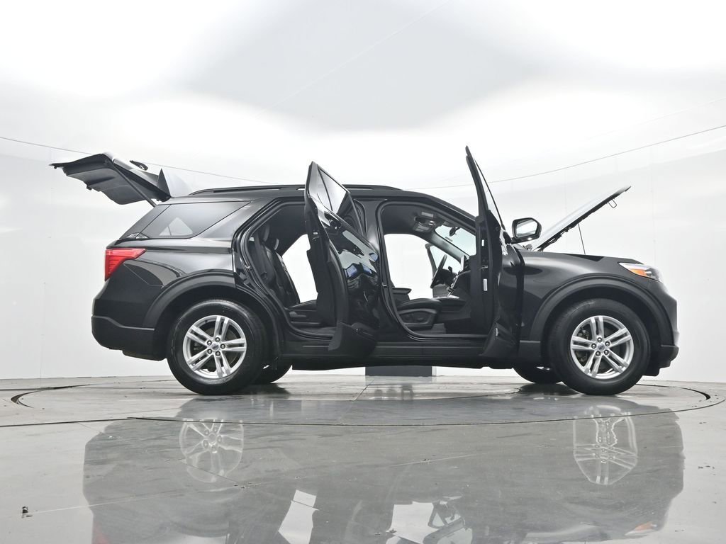 Certified 2024 Ford Explorer XLT w/ Equipment Group 202A image 45
