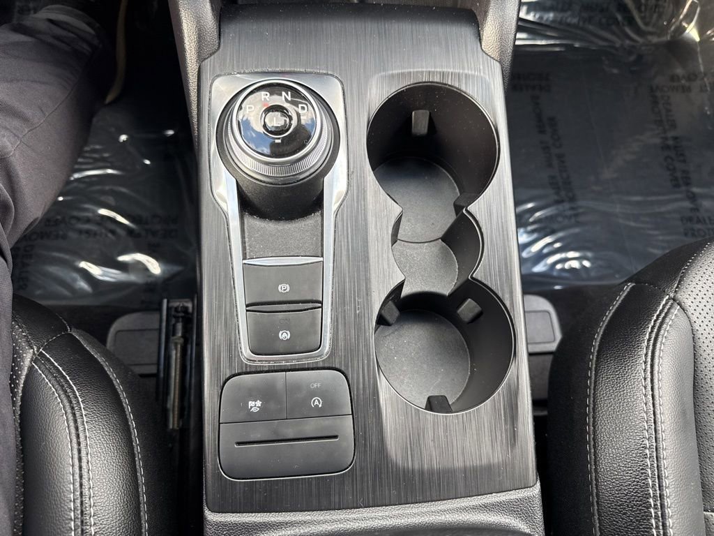 Certified 2022 Ford Escape SEL w/ Technology Package image 28