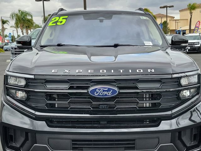 Certified 2025 Ford Expedition Active AWD/4WD image 29