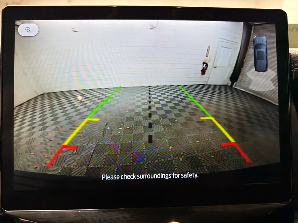 Certified 2024 Ford Expedition XLT image 27