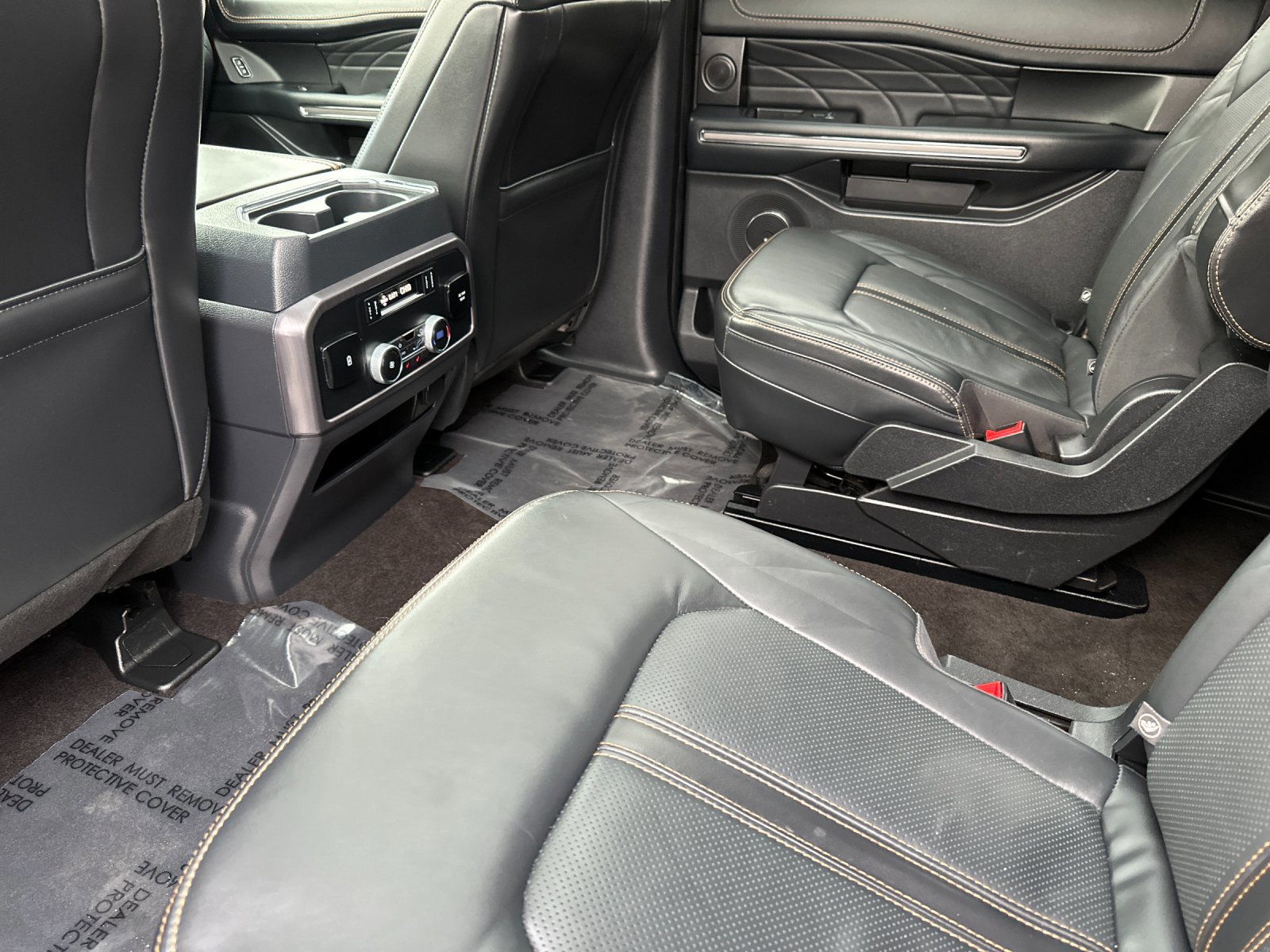 Certified 2022 Ford Expedition Max Platinum image 13