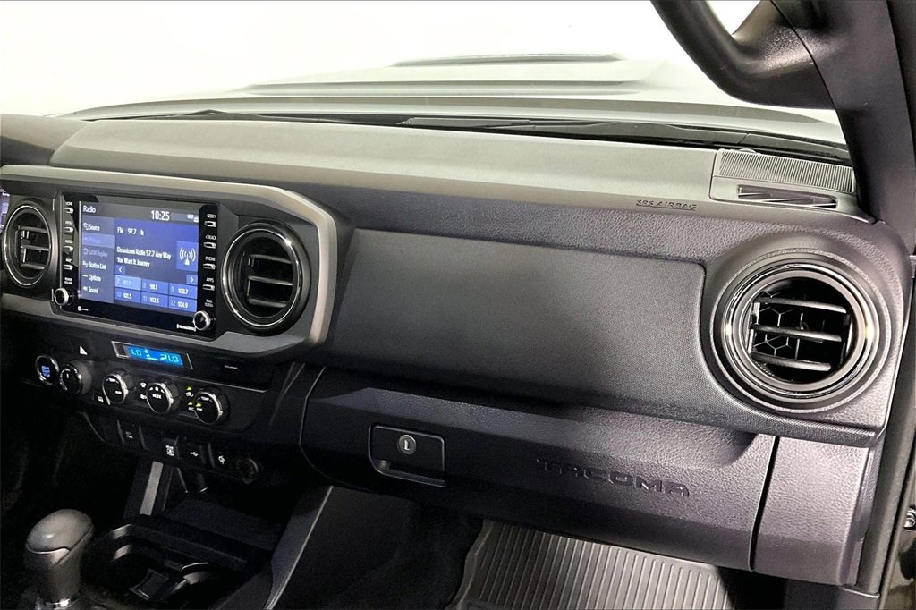 Used 2021 Toyota Tacoma TRD Sport image 12