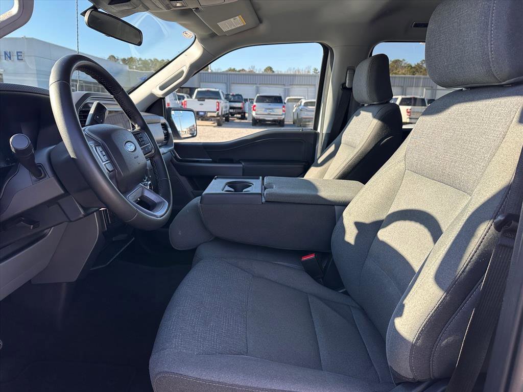 Certified 2025 Ford F150 XLT w/ Equipment Group 301A Standard image 17