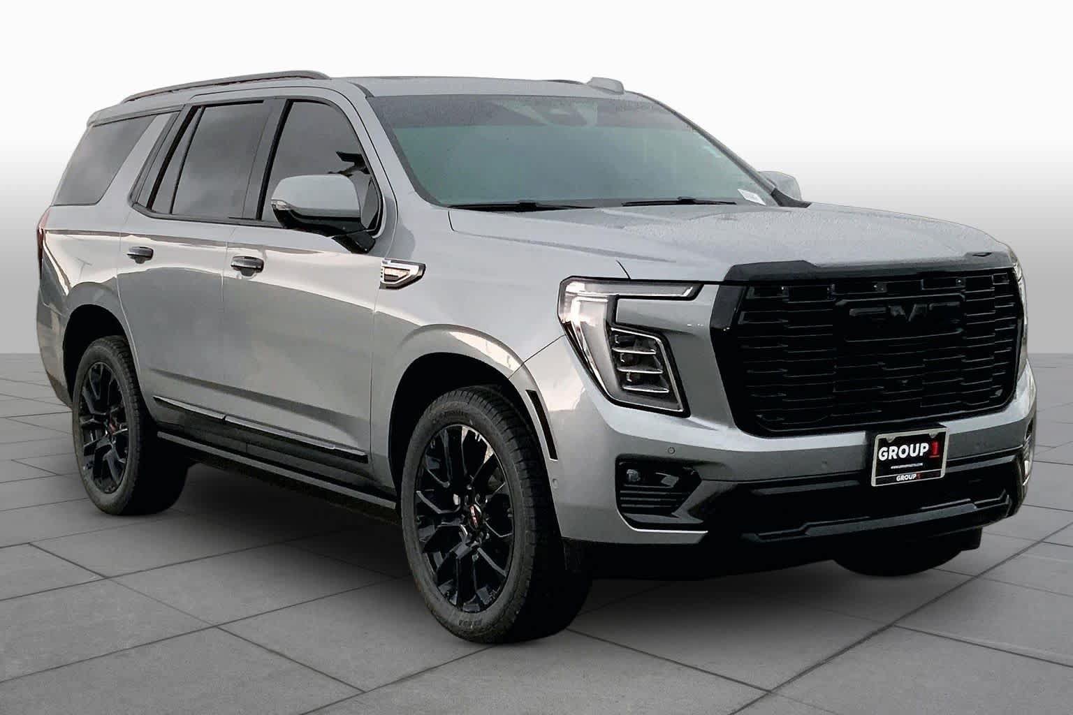 Used 2025 GMC Yukon Denali w/ Sun & Power Step Package AWD/4WD image 3