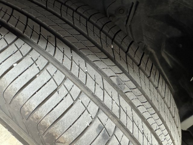 Used 2023 Nissan Rogue SV image 28