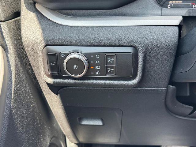 Certified 2023 Ford Explorer XLT w/ Equipment Group 202A AWD/4WD image 20