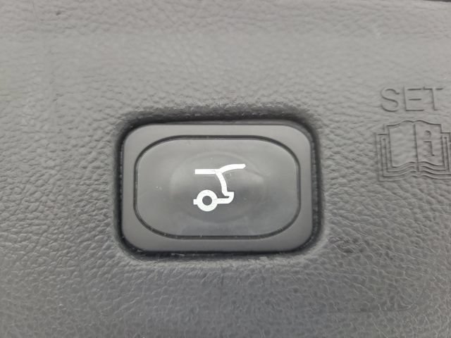 Certified 2024 Ford Edge SEL w/ Convenience Package AWD/4WD image 10