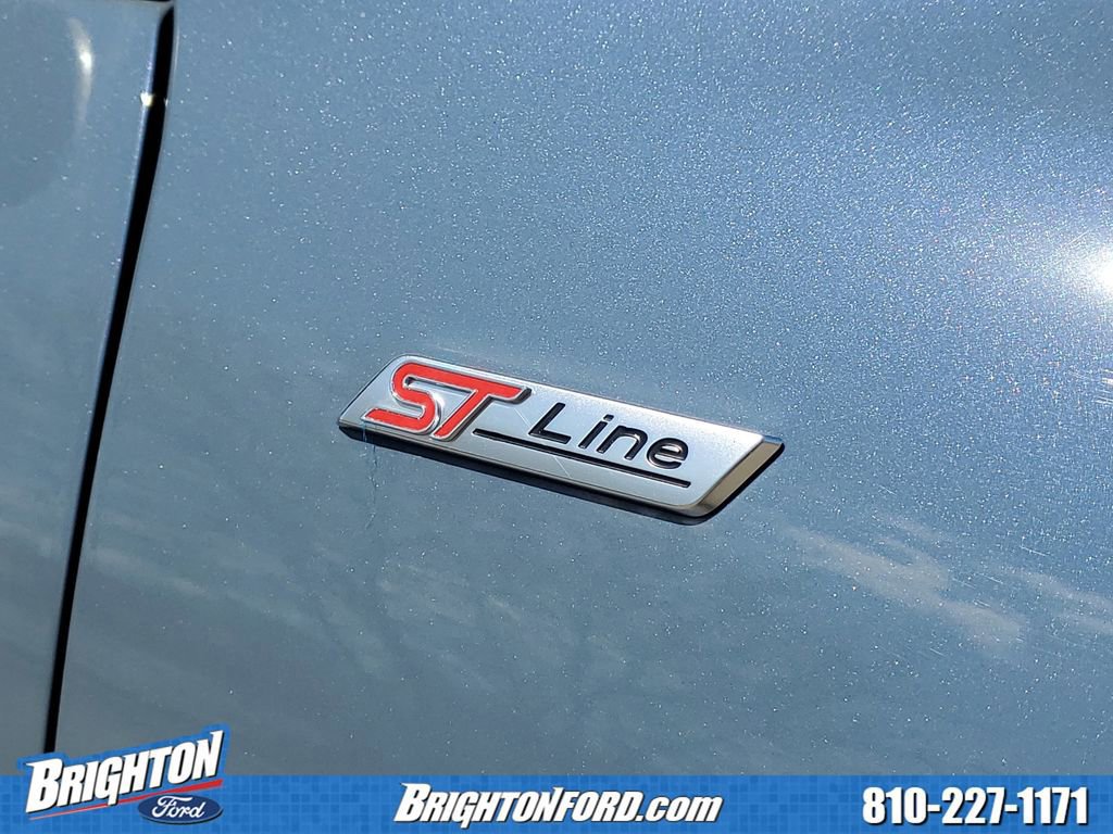 Certified 2024 Ford Escape ST-Line w/ Tech Pack #1 AWD/4WD image 5