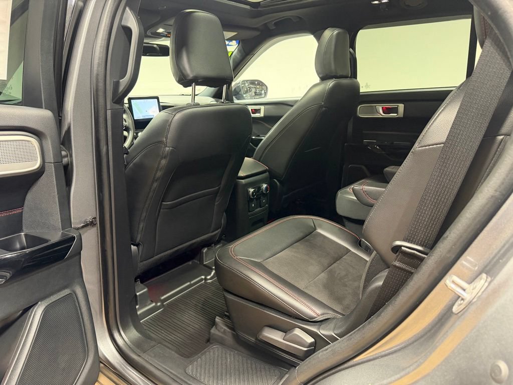 Certified 2023 Ford Explorer ST-Line w/ Class IV Trailer Tow Package AWD/4WD image 24