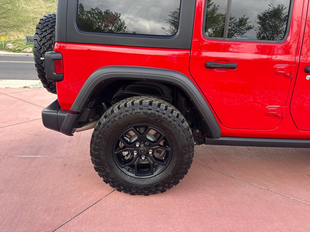 Used 2025 Jeep Wrangler Unlimited Sport AWD/4WD image 33