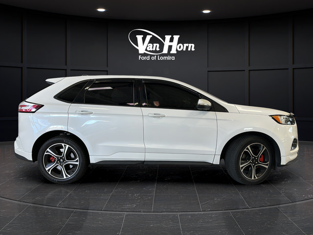 Certified 2022 Ford Edge ST w/ Cargo Accessory Package AWD/4WD image 8