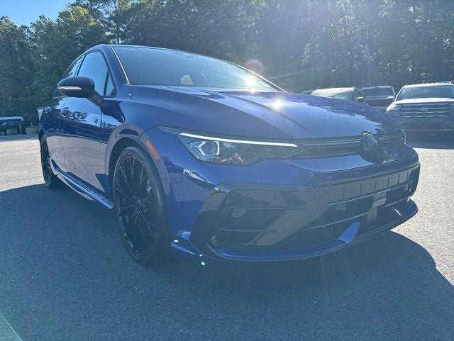 Used 2025 Volkswagen Golf R Black Edition AWD/4WD image 7