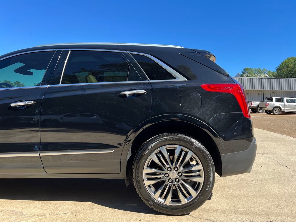 Used 2019 Cadillac XT5 Premium Luxury image 32