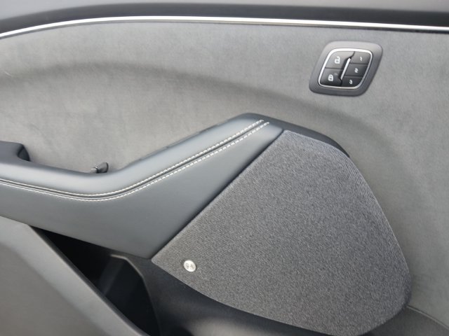 Certified 2025 Ford Mustang Mach-E GT AWD/4WD image 17