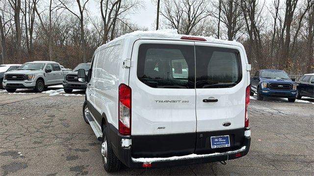 Certified 2023 Ford Transit 250 Low Roof AWD w/ Exterior Upgrade Package image 5