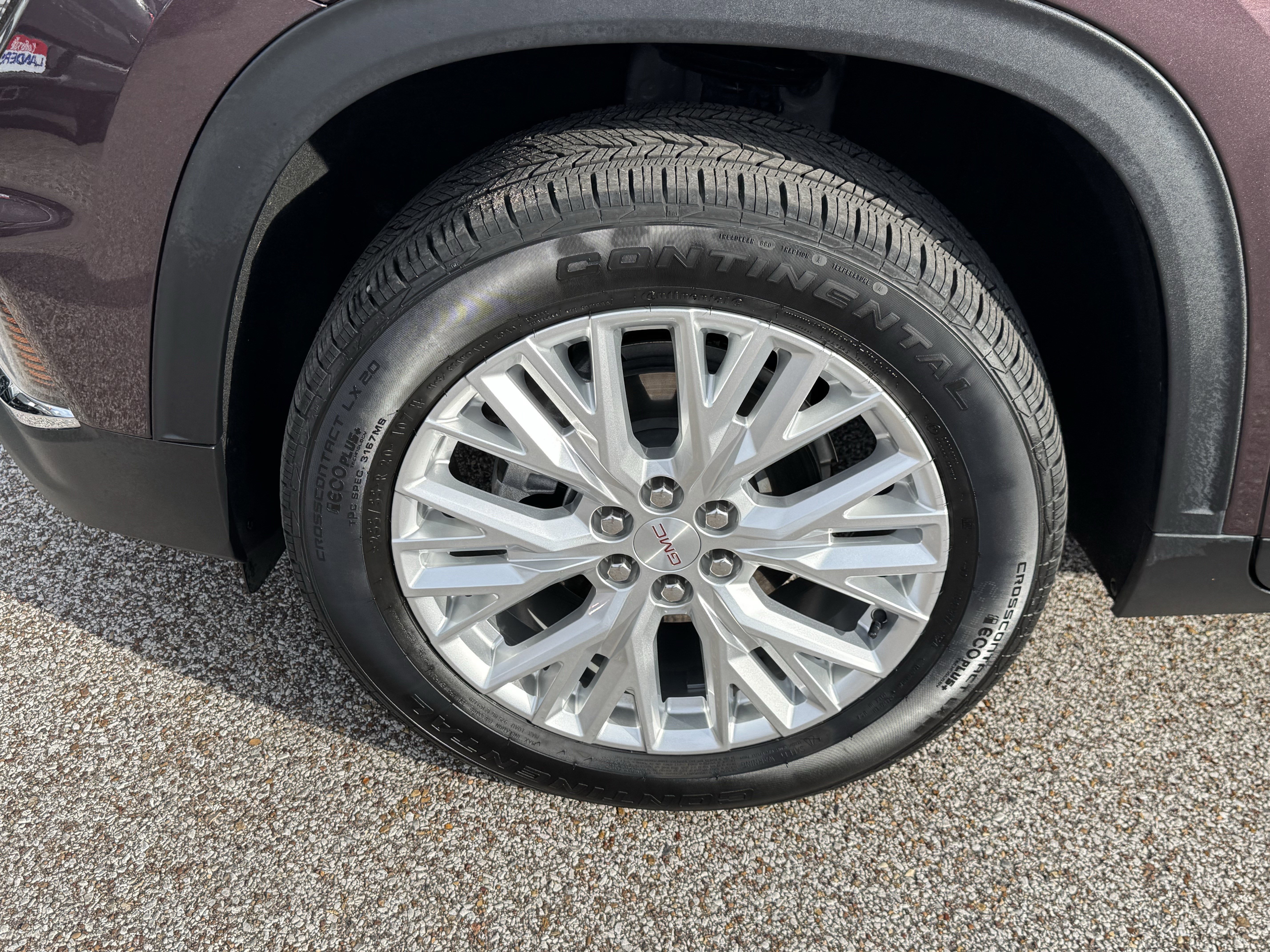 Used 2024 GMC Acadia Elevation w/ Luxury Package image 9