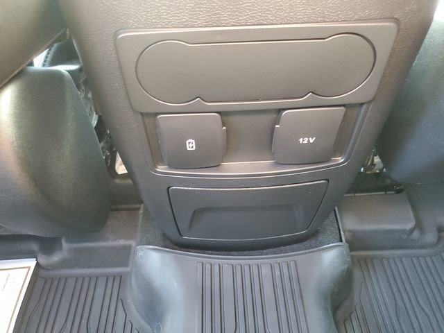 Certified 2023 Ford Explorer XLT w/ Equipment Group 202A AWD/4WD image 28