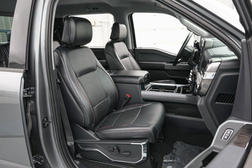 Certified 2024 Ford F250 Lariat image 21