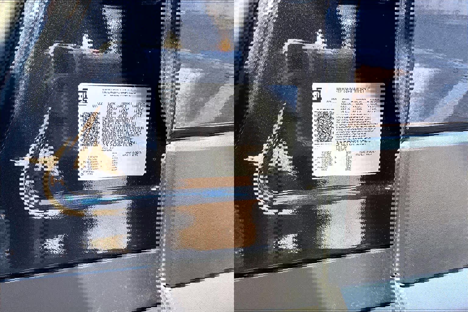 Used 2023 Cadillac XT4 Luxury w/ Cold Weather Package image 33