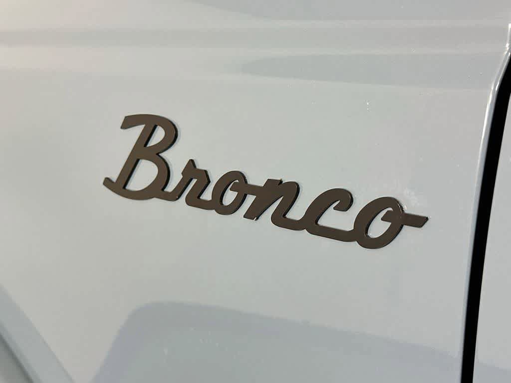 Certified 2023 Ford Bronco Outer Banks AWD/4WD image 7
