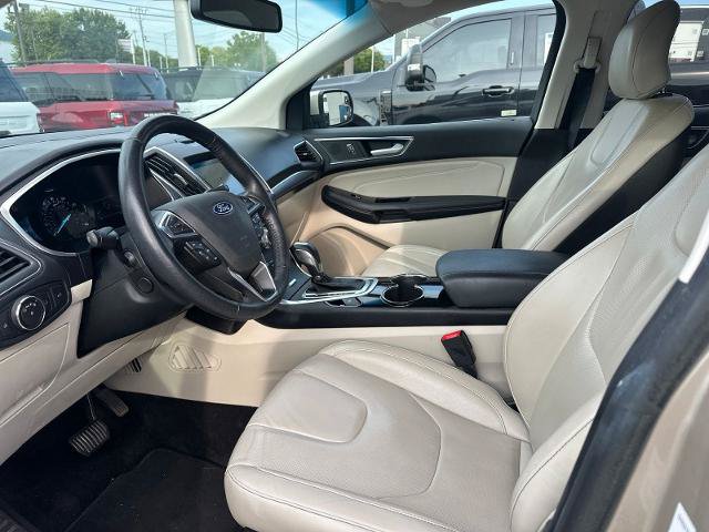 Certified 2018 Ford Edge Titanium w/ Equipment Group 301A FWD image 12
