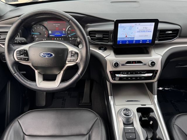 Certified 2022 Ford Explorer XLT w/ Equipment Group 202A AWD/4WD image 10