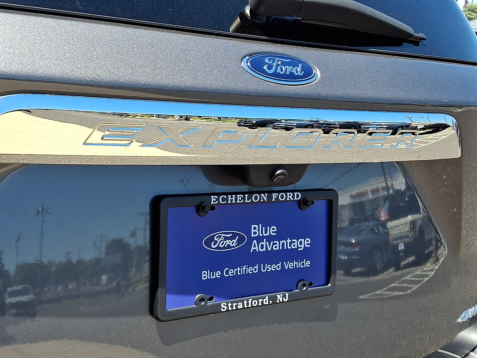 Certified 2023 Ford Explorer XLT w/ Equipment Group 202A AWD/4WD image 30