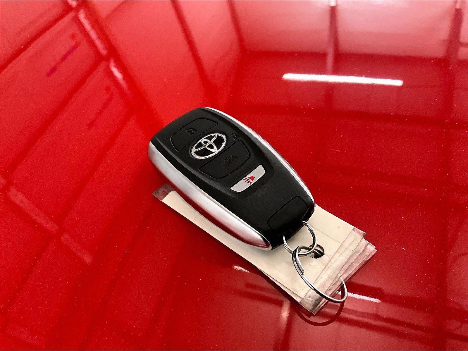 Used 2023 Toyota GR86 w/ ALL Weather Mat Package (TMS) RWD image 9
