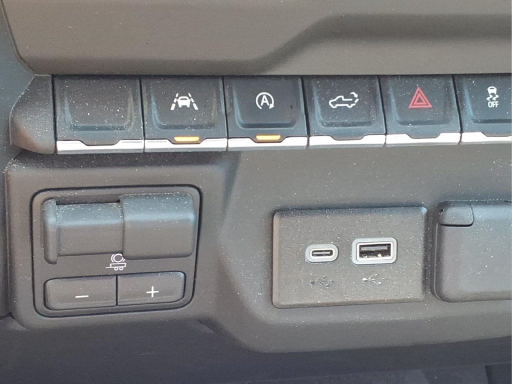 Used 2024 Chevrolet Silverado 1500 Custom Trail Boss w/ LPO, Dark Essentials Package AWD/4WD image 21