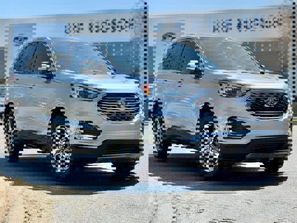 Certified 2022 Ford Edge SEL w/ Convenience Package image 2
