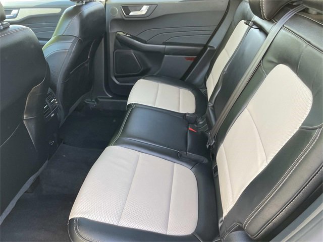 Certified 2022 Ford Escape Titanium w/ Titanium Elite Package image 33