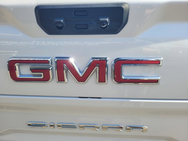 Used 2023 GMC Sierra 1500 SLT w/ SLT Premium Package AWD/4WD image 7