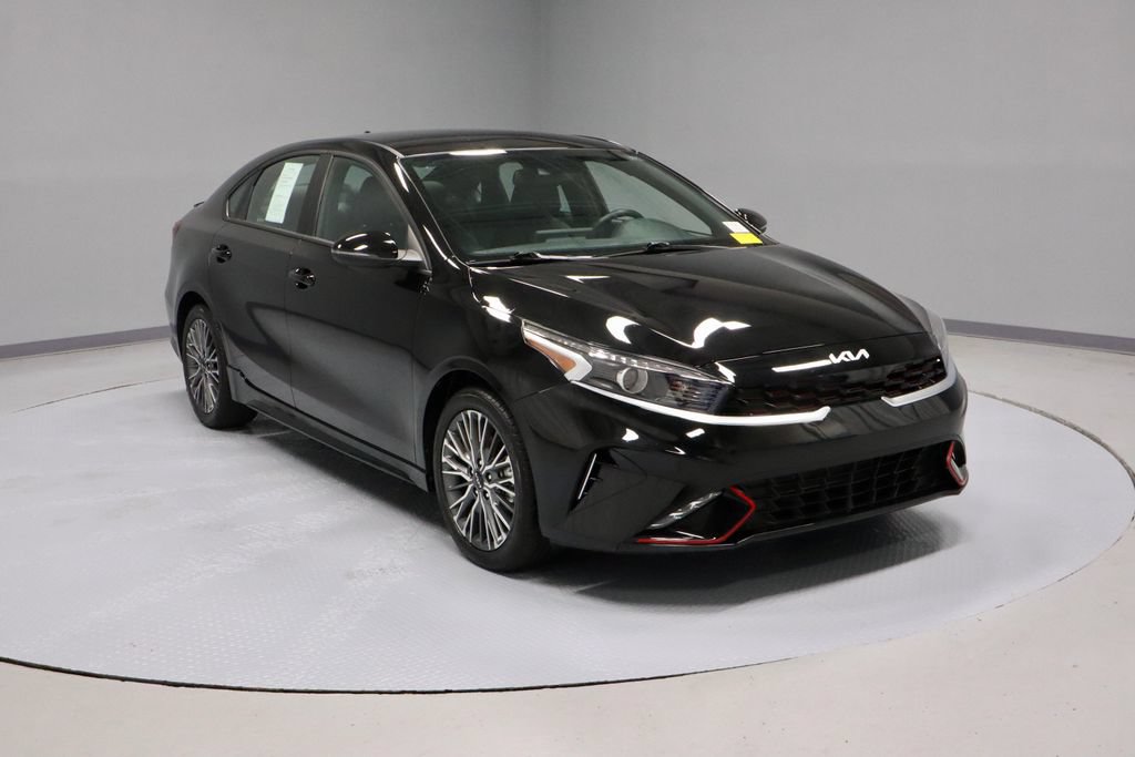 Used 2022 Kia Forte GT-Line FWD image 1