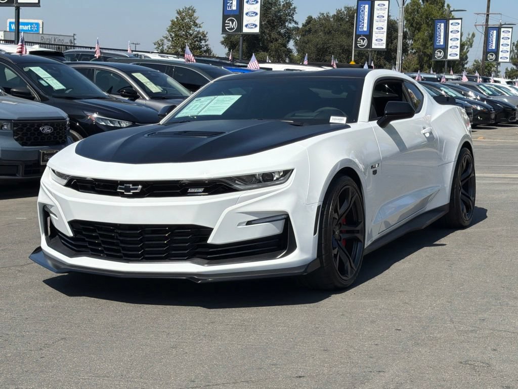 Used 2022 Chevrolet Camaro SS RWD image 5
