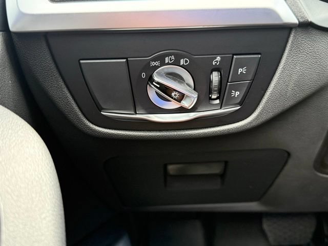 Used 2024 BMW X4 xDrive30i AWD/4WD image 34