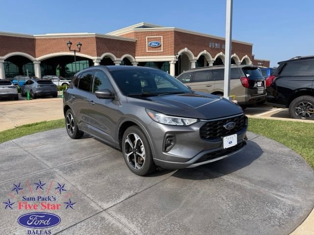 Certified 2023 Ford Escape ST-Line Select w/ Tech Pack #2 AWD/4WD video 1
