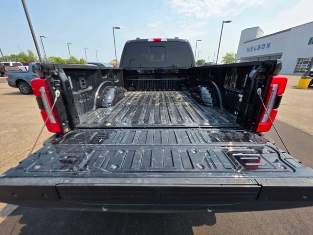 Certified 2024 Ford F250 Platinum w/ FX4 Off-Road Package AWD/4WD image 14